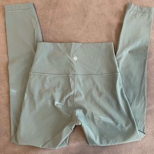 Lululemon High Rise Legging 25”